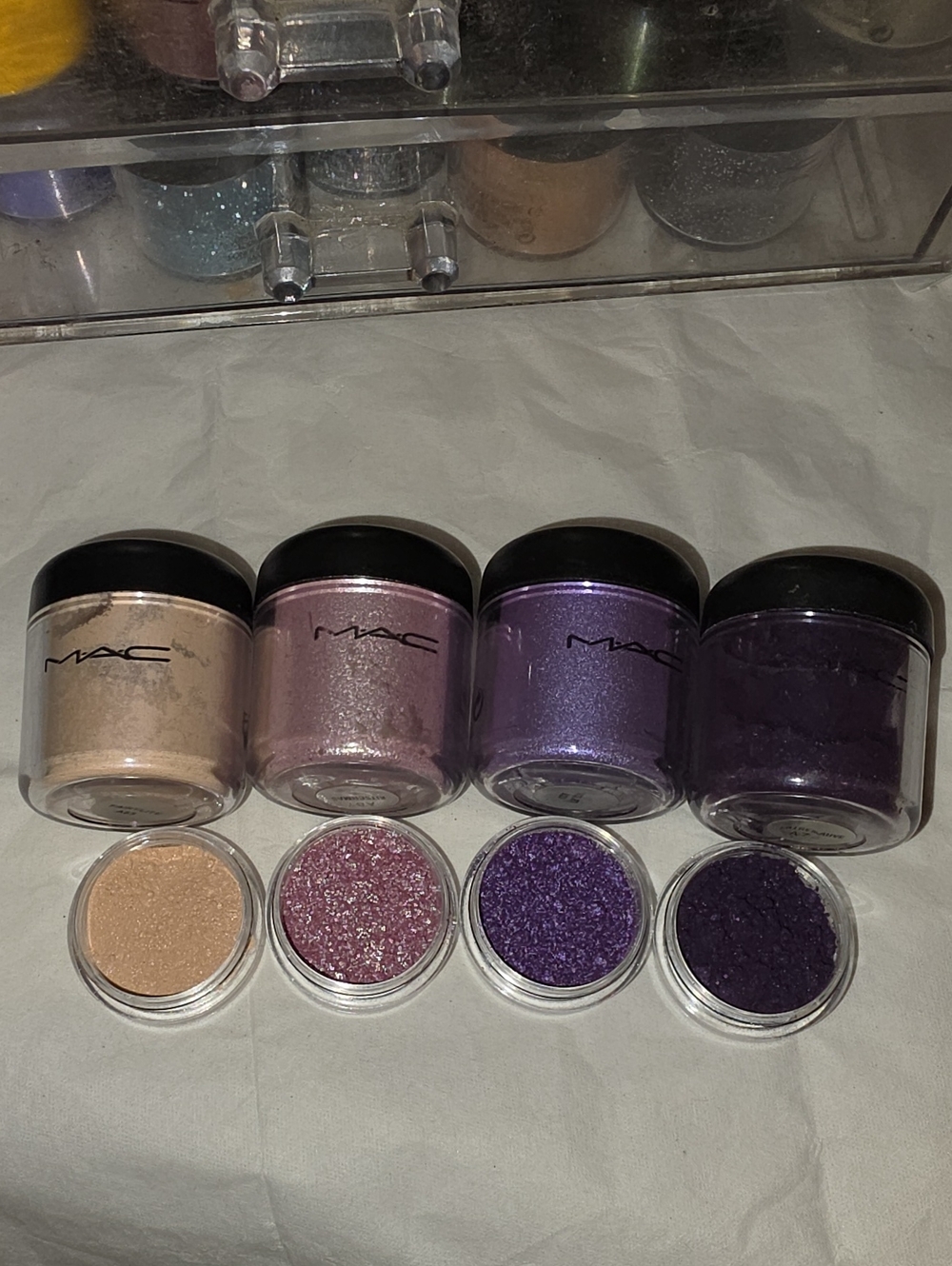 MAC COSMETICS SAMLE SET.( AUTHENTIC )
